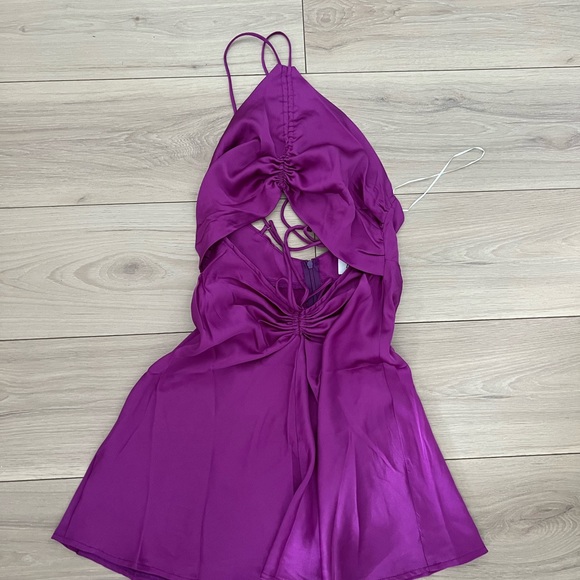 NWOT Princess Polly Sacha Satin Cutout Ruched Mini Dress Purple US 6 - Picture 5 of 6